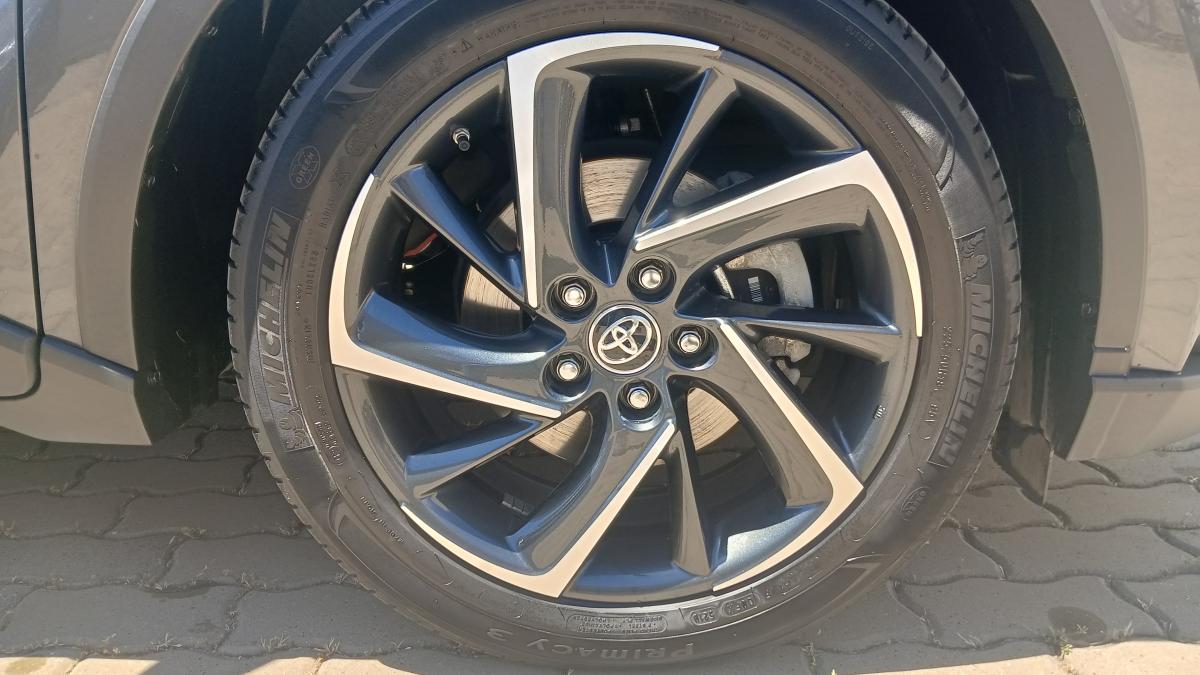 Toyota C-HR 2.0 Hybrid E-CVT 195CV Style